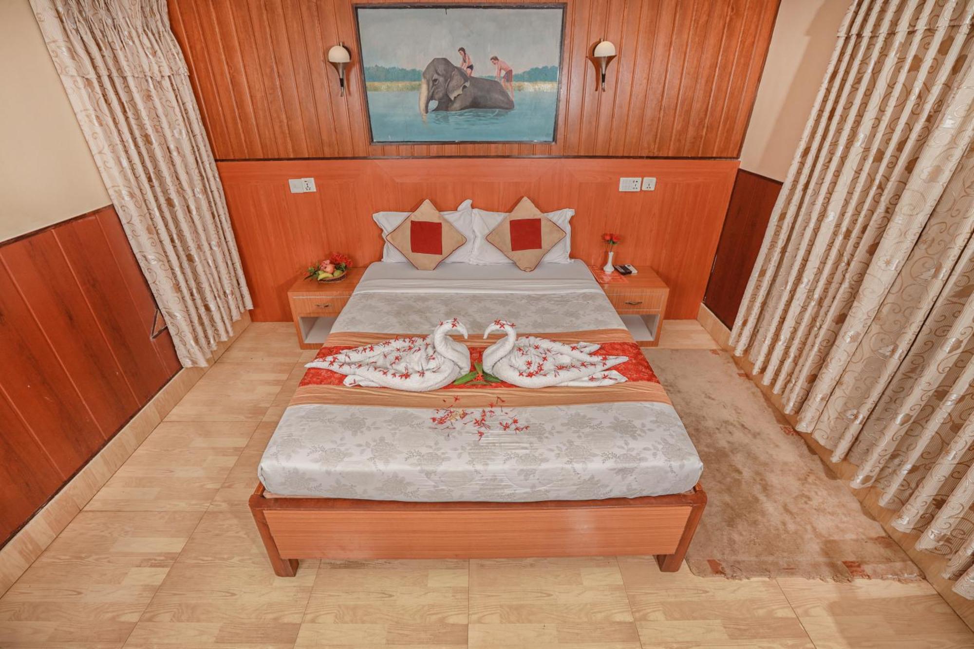 Hotel Wildlife Camp Sauraha Zewnętrze zdjęcie