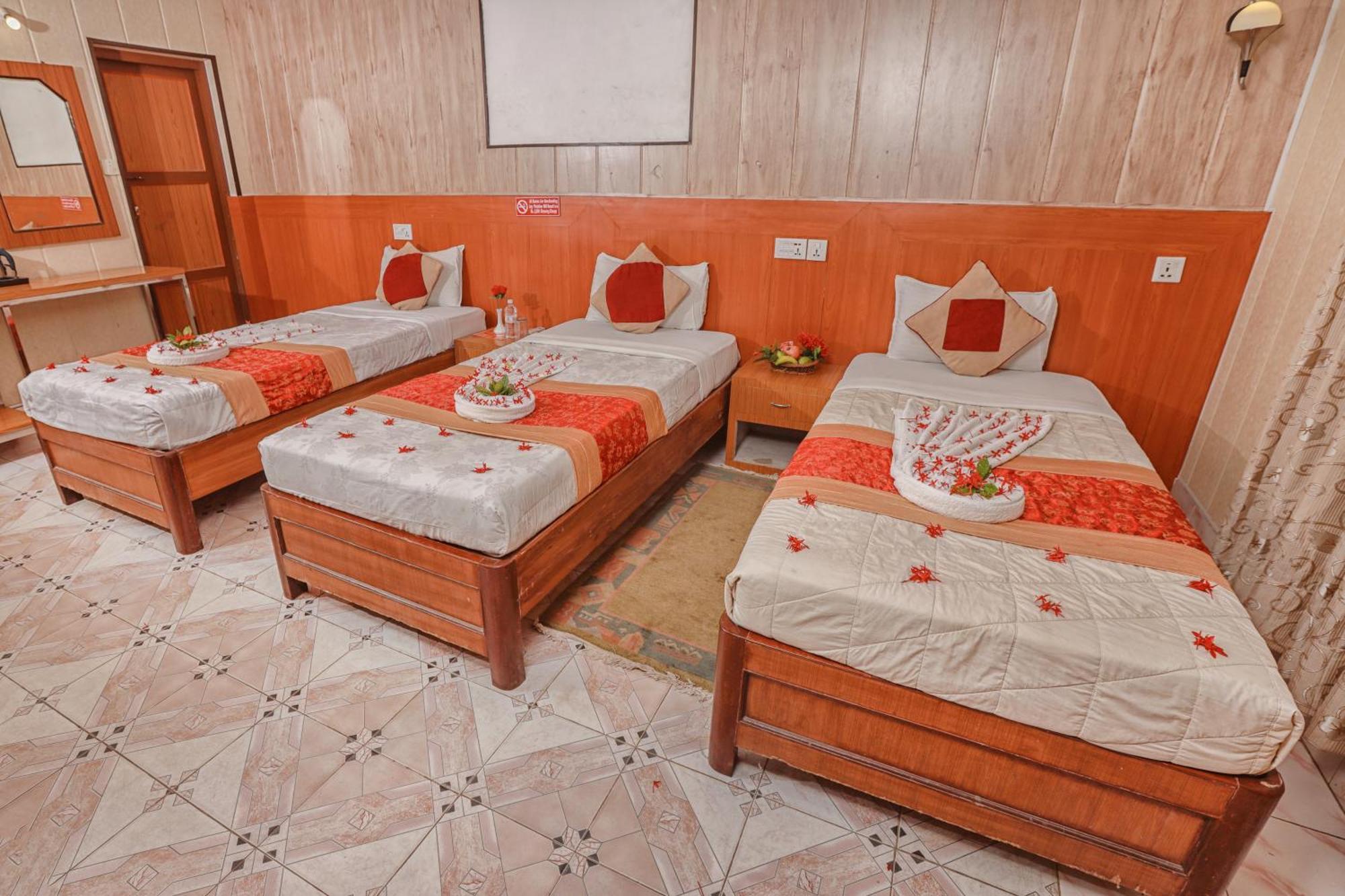 Hotel Wildlife Camp Sauraha Zewnętrze zdjęcie