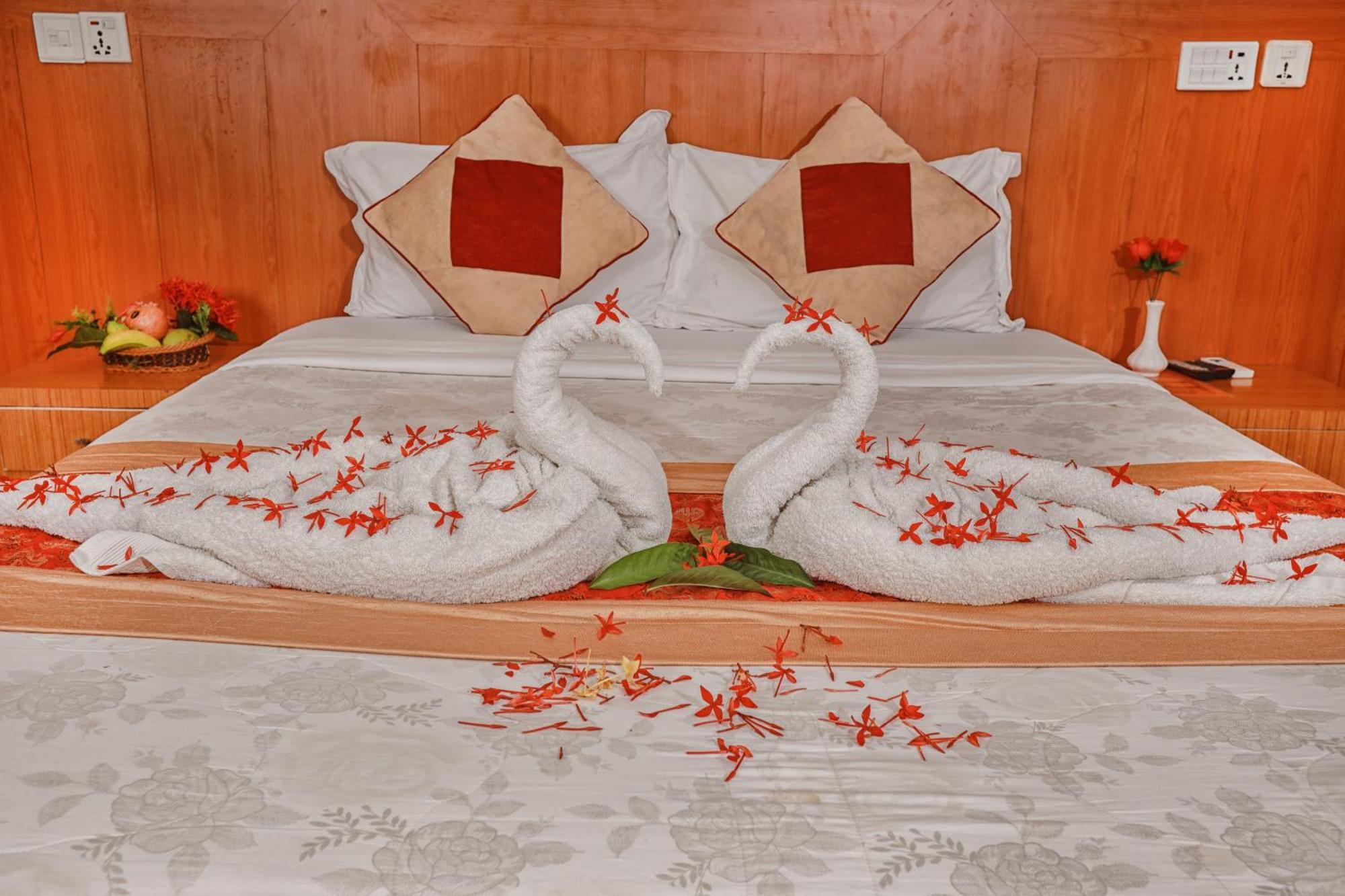 Hotel Wildlife Camp Sauraha Zewnętrze zdjęcie