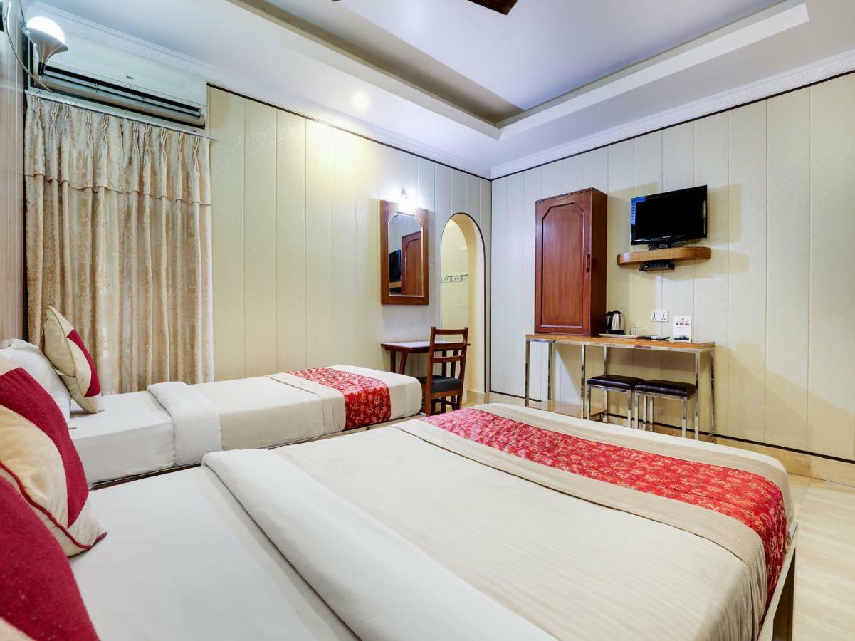 Hotel Wildlife Camp Sauraha Zewnętrze zdjęcie
