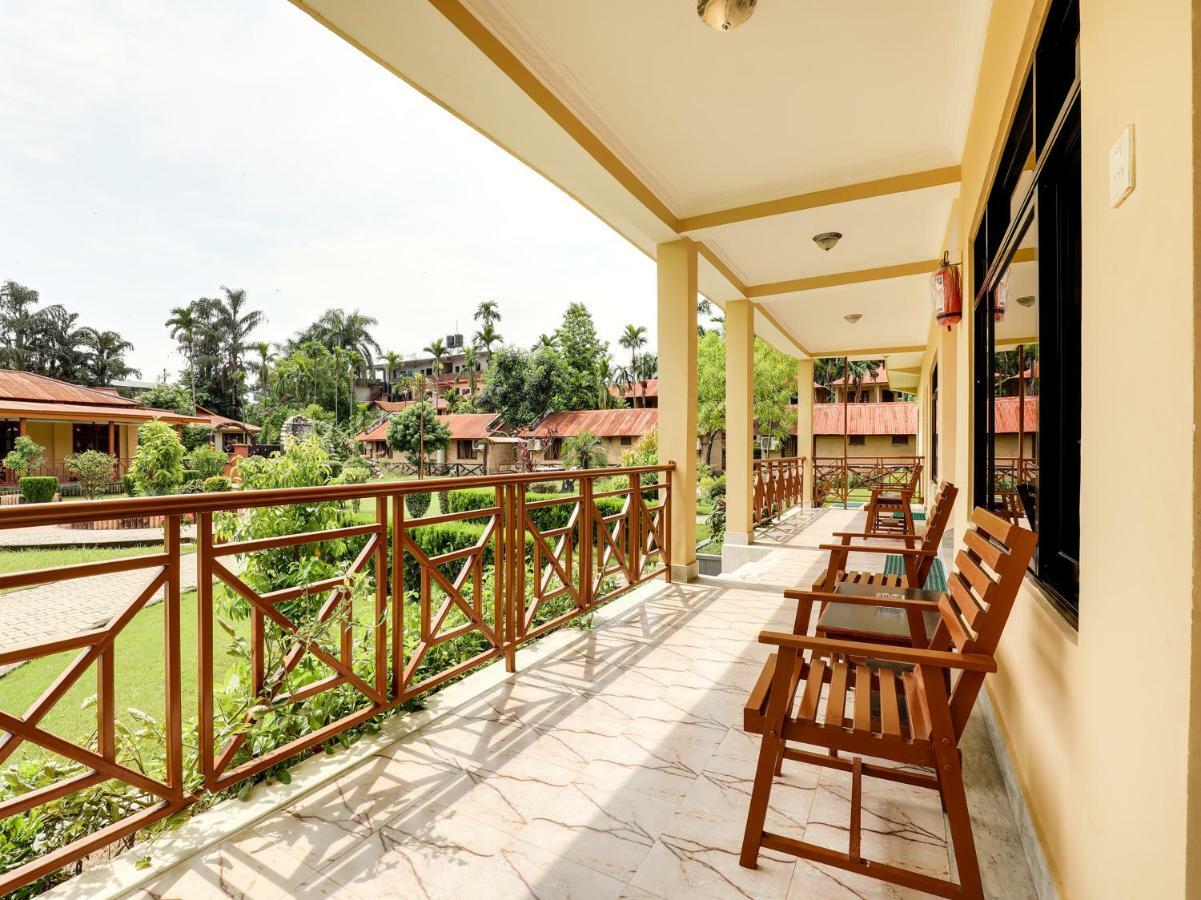 Hotel Wildlife Camp Sauraha Zewnętrze zdjęcie